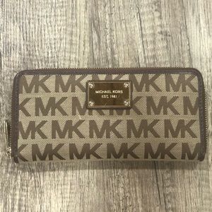 Michael Kors Monogram Wallet